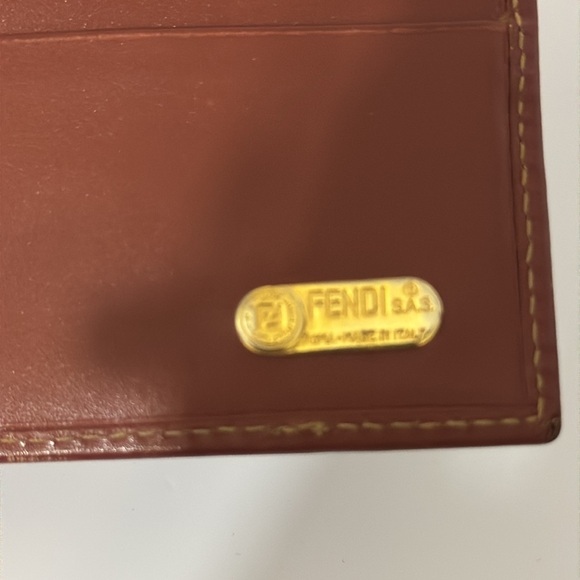 Fendi men’s wallet - Picture 7 of 10